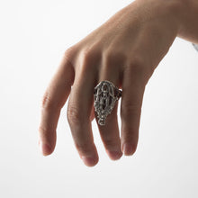 Lalita's ring white bronze