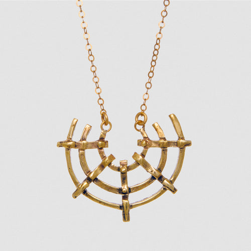 Shield pendant - Bronze