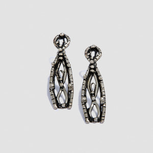 Goddess Empire earrings - White Bronze