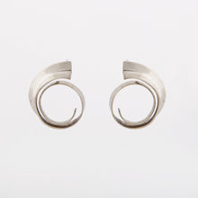 Wave earrings - White Bronze